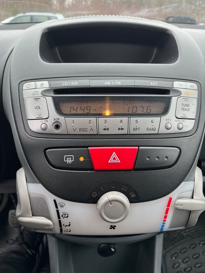 Toyota Aygo 1,0 Plus komfort 5d