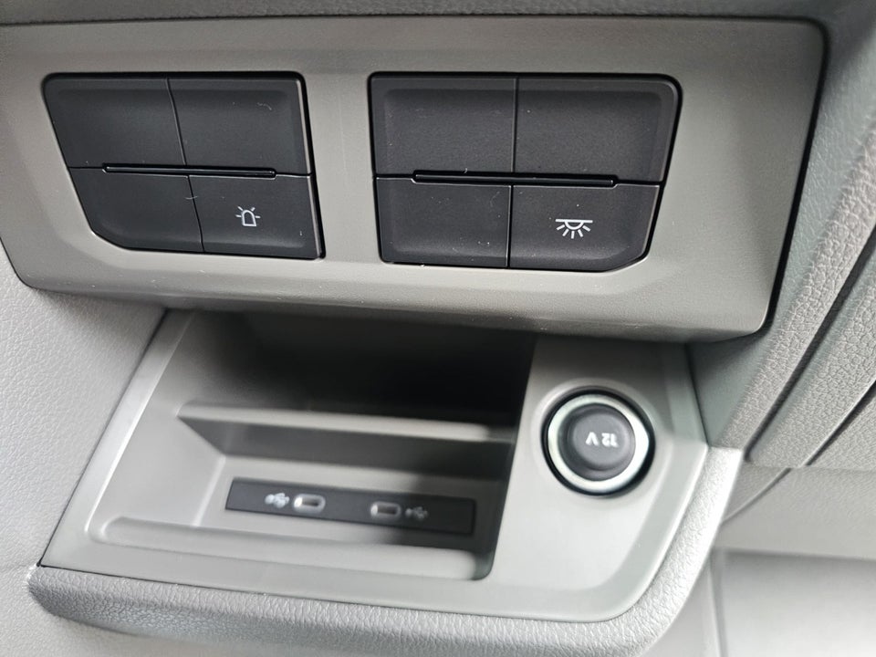 MAN TGE 2,0 3.180 Kassevogn L3H3 aut. FWD