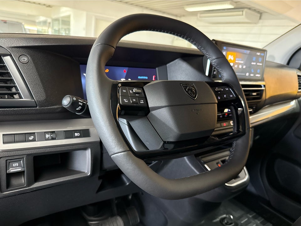 Peugeot Expert 2,0 BlueHDi 177 L2 Premium EAT8 Van