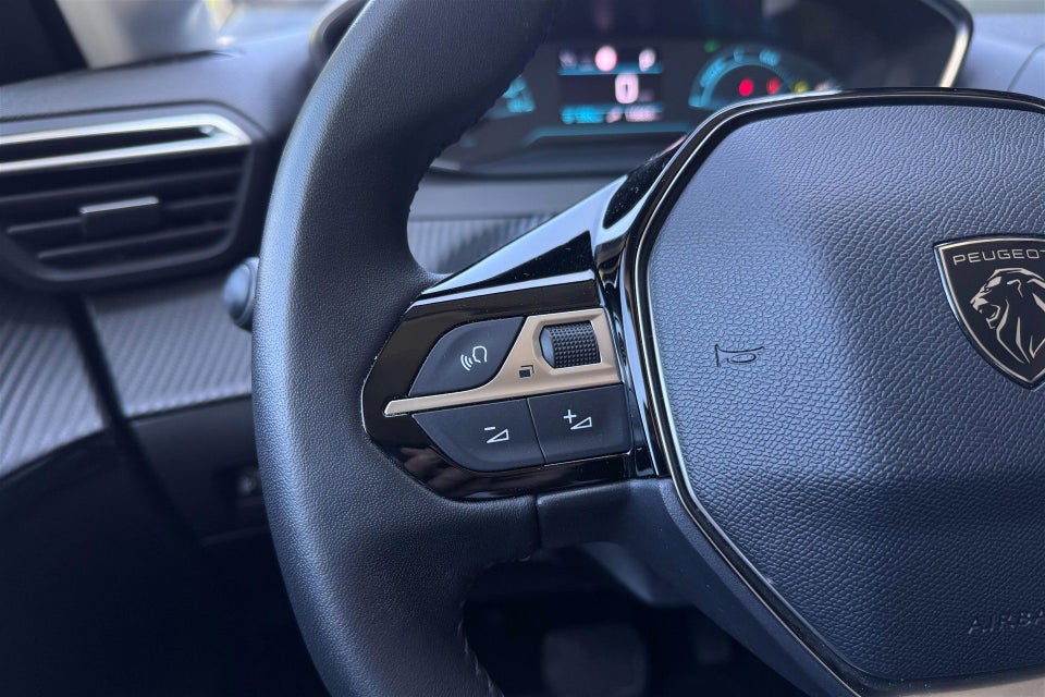 Peugeot e-208 50 Style 5d