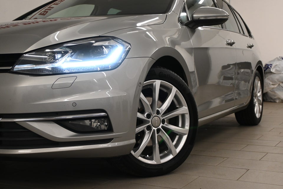 VW Golf VII 2,0 TDi 150 Comfortline+ Connect Variant DSG 5d