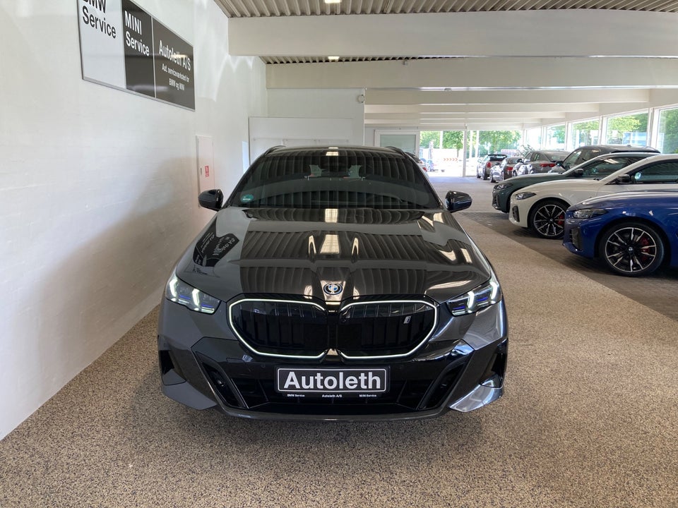 BMW i5 xDrive40 Touring M-Sport Pro 5d