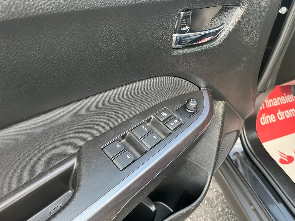 Suzuki Vitara 1,4 Boosterjet Active aut. 5d