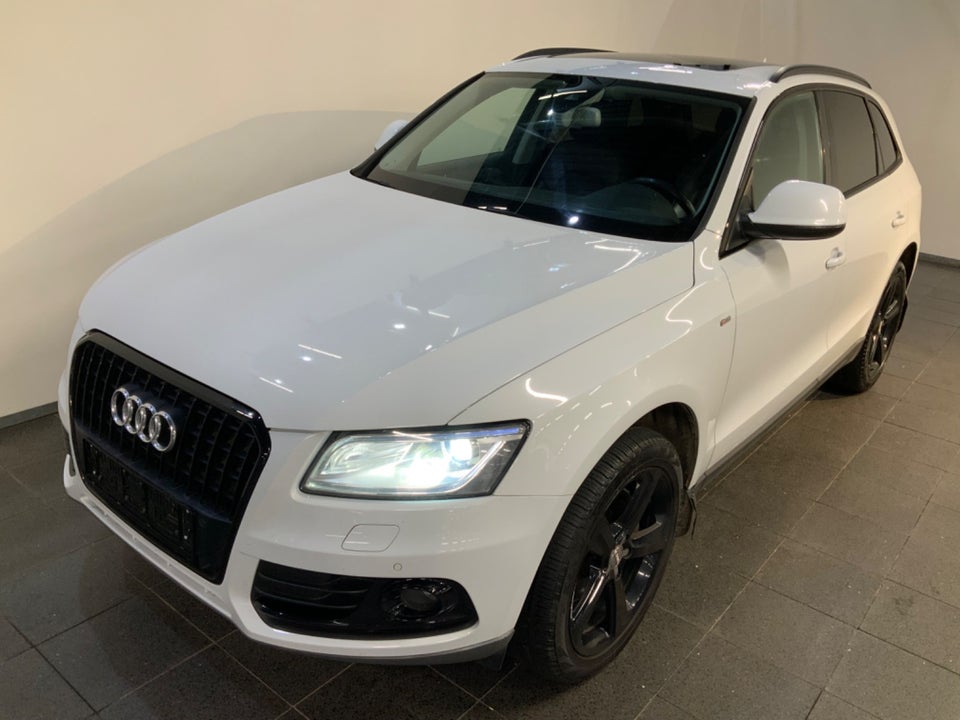 Audi Q5 3,0 TDi 245 S-line quattro S-tr. Van 5d