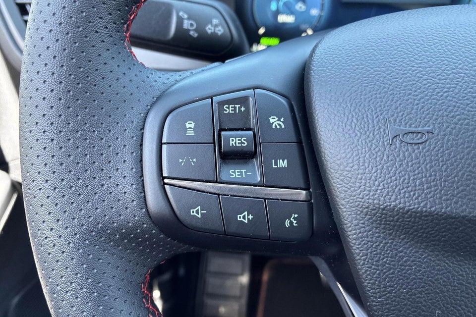 Ford Kuga 2,5 PHEV ST-Line X CVT 5d