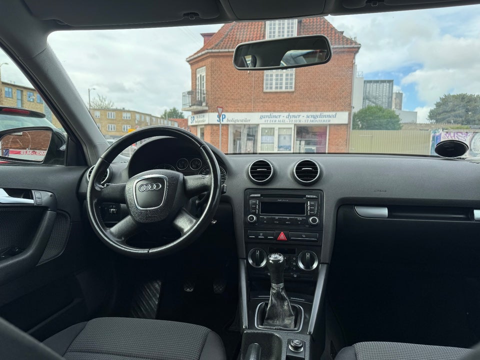 Audi A3 1,4 TFSi Ambiente Sportback 5d