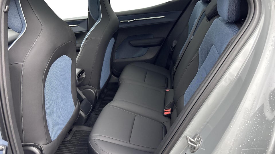 Volvo EX30 Twin Performance Ultra 5d