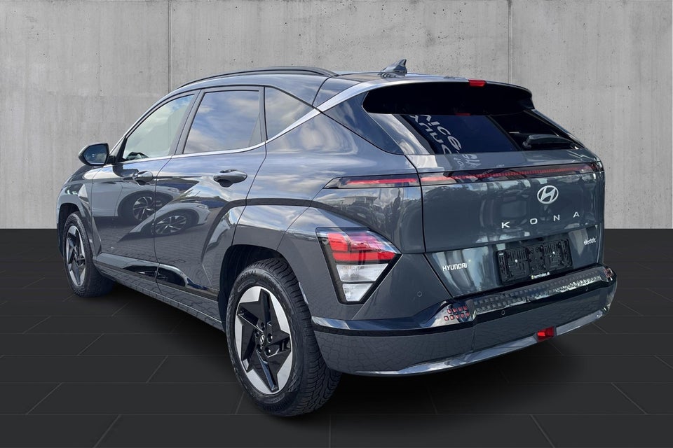 Hyundai Kona 48 EV Essential 5d
