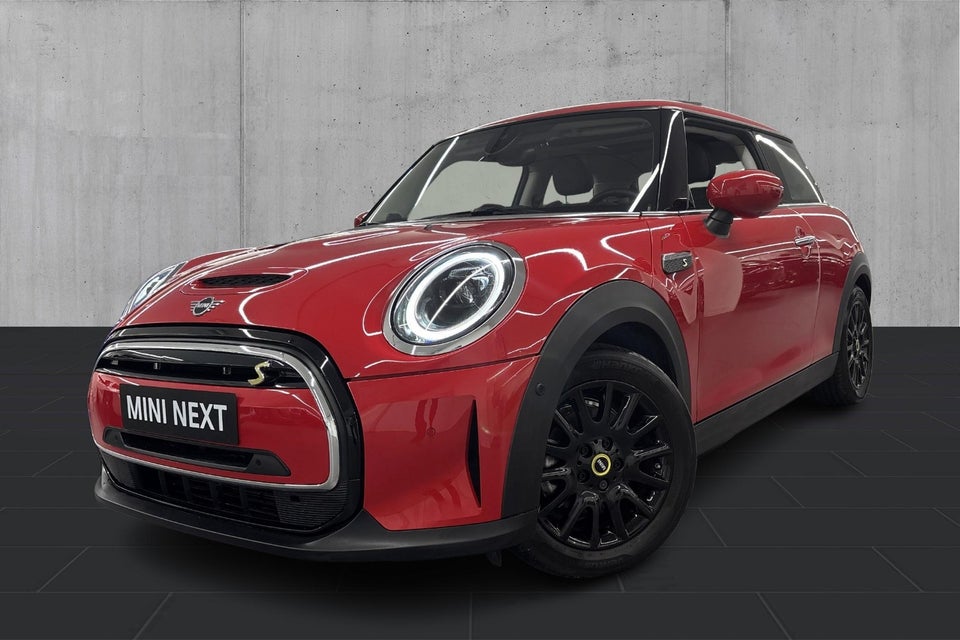 MINI Cooper SE Essential 3d