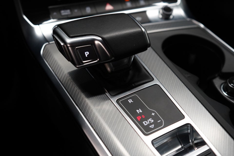 Audi A6 40 TDi Sport Avant S-tr. 5d