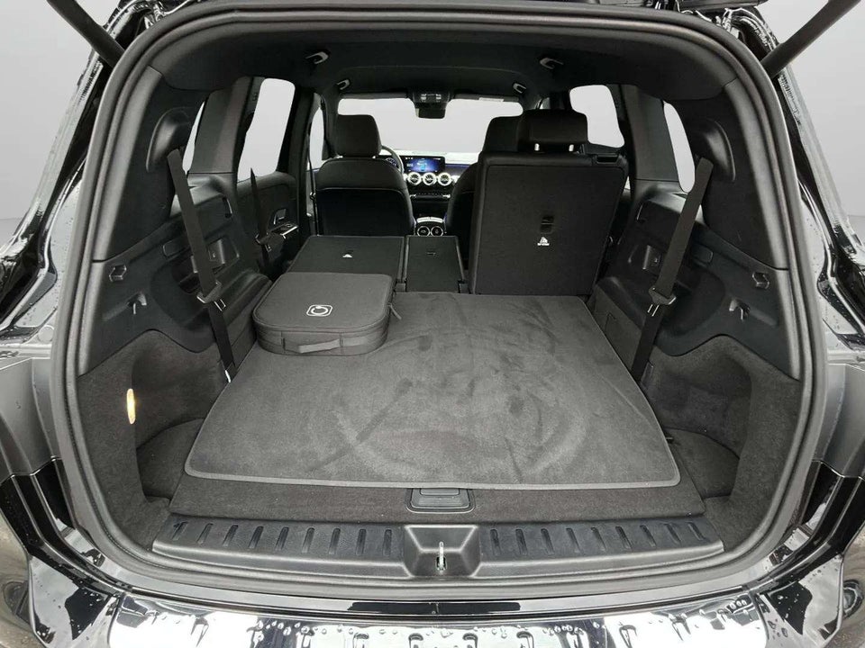 Mercedes EQB250+ AMG Advance 7prs 5d