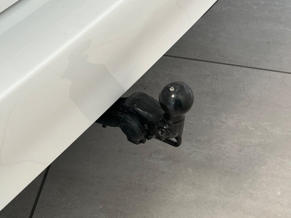 VW ID.Buzz 77 Pro SWB 5d