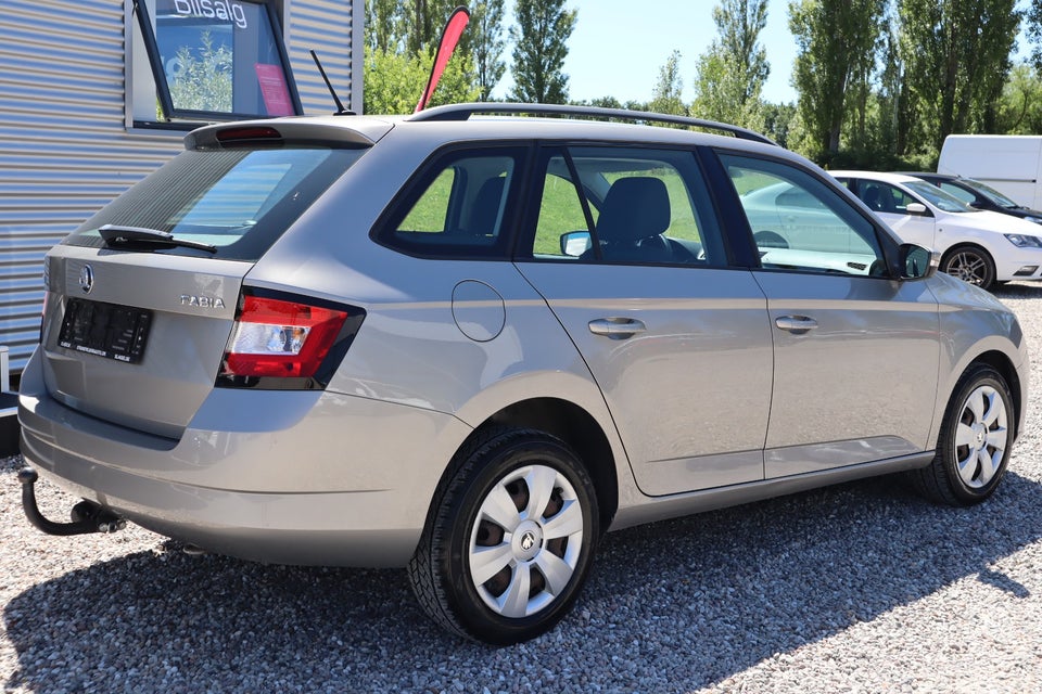 Skoda Fabia 1,2 TSi 90 Ambiente Combi 5d