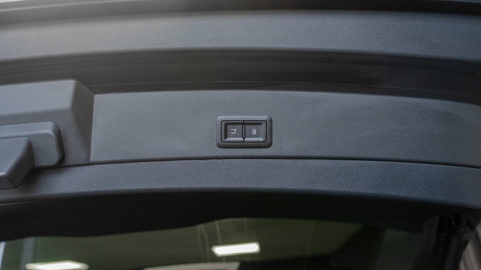 Hongqi E-HS9 99 Exclusive 5d