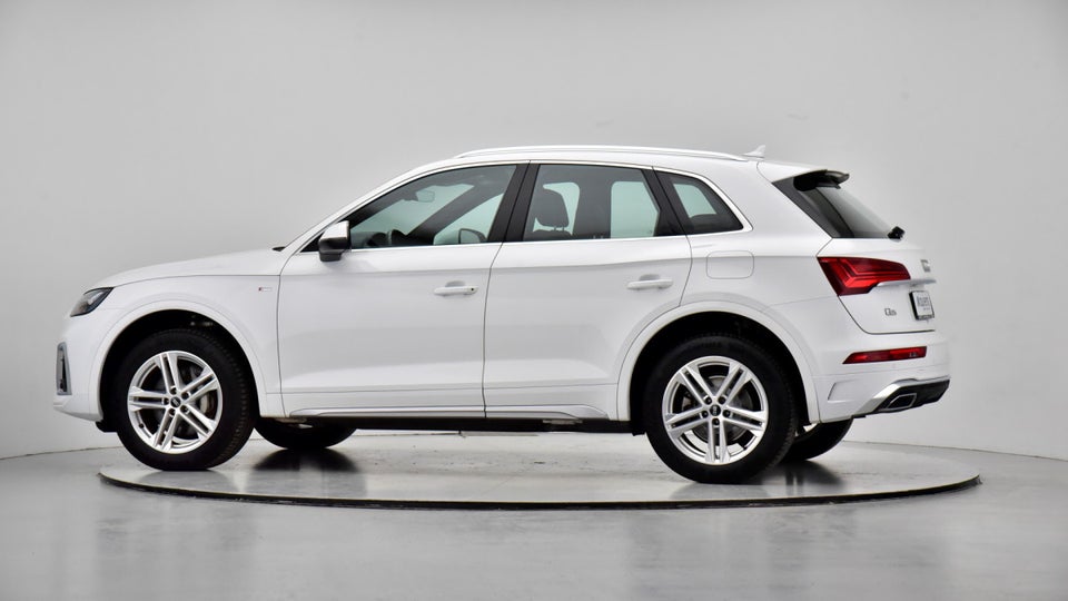 Audi Q5 50 TFSi e S-line quattro S-tr. 5d