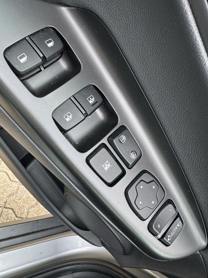 Hyundai Kona 64 EV Advanced Premium 5d