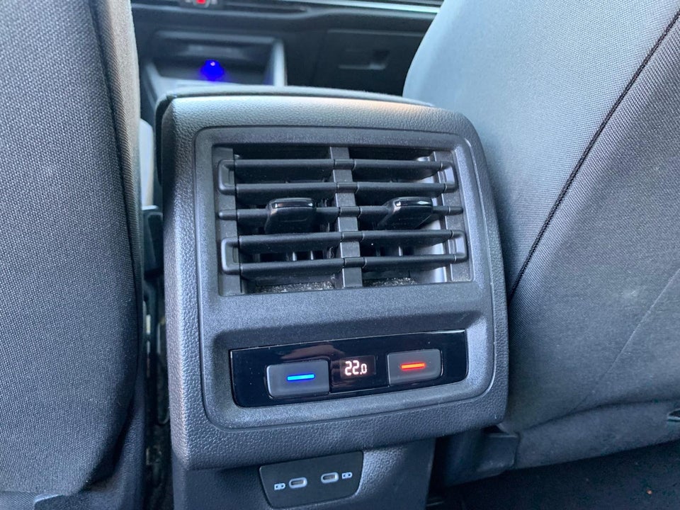 VW Golf VIII 1,4 GTE DSG 5d