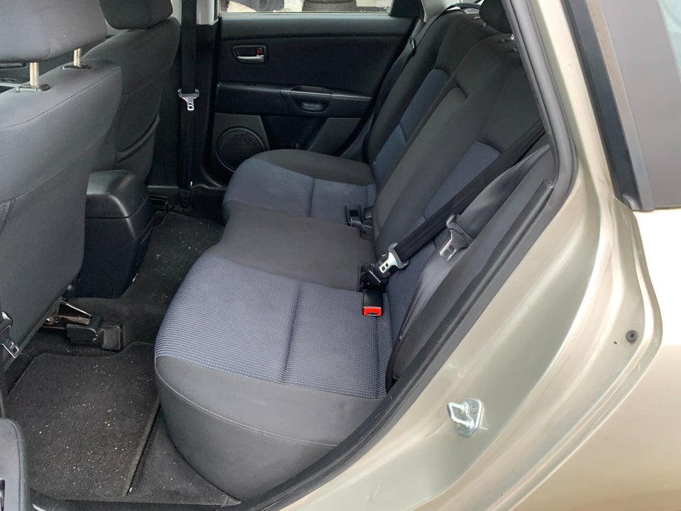 Mazda 3 1,6 Touring+ 5d