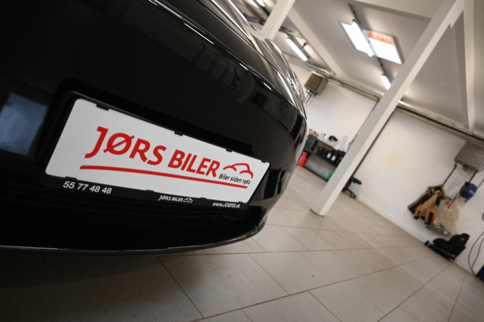 Tesla Model Y Long Range AWD 5d