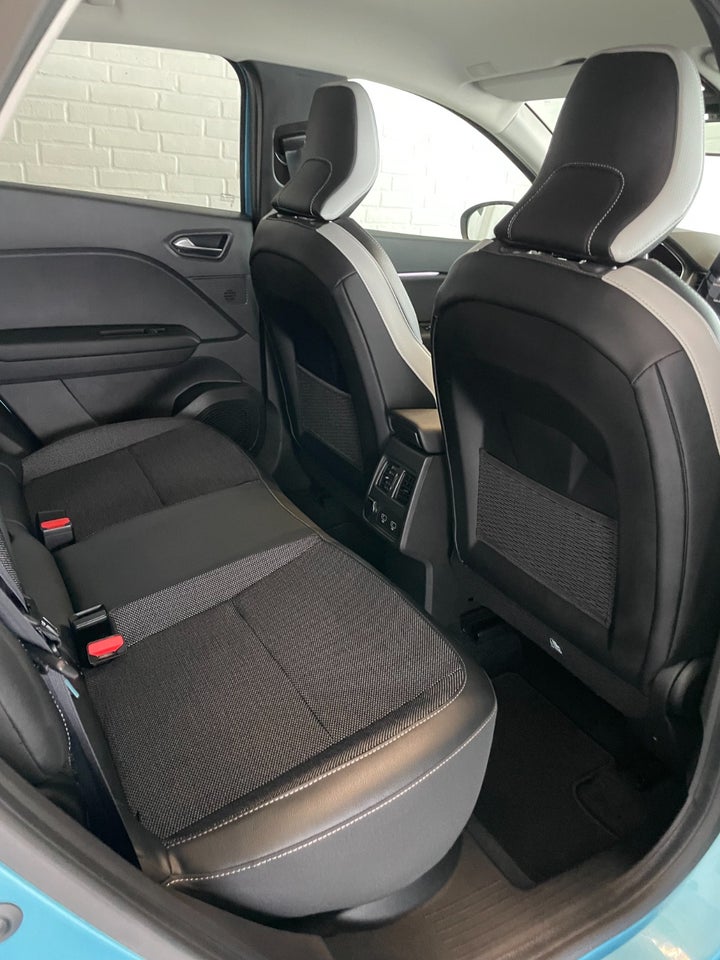 Renault Captur 1,6 E-Tech Intens 5d