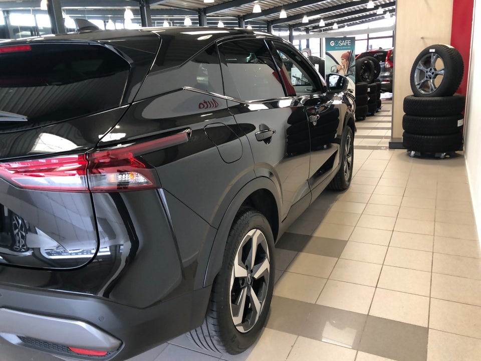 Nissan Qashqai 1,3 mHEV N-Connecta X-tr. 5d