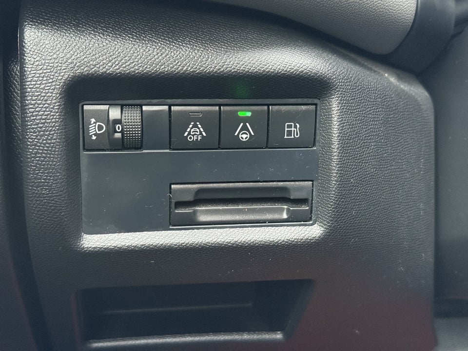 Citroën C5 Aircross 1,6 Hybrid Feel LTD EAT8 5d