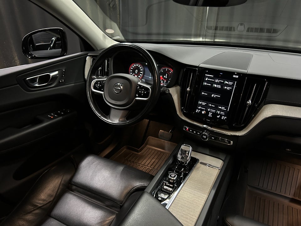 Volvo XC60 2,0 B4 197 Inscription aut. AWD 5d