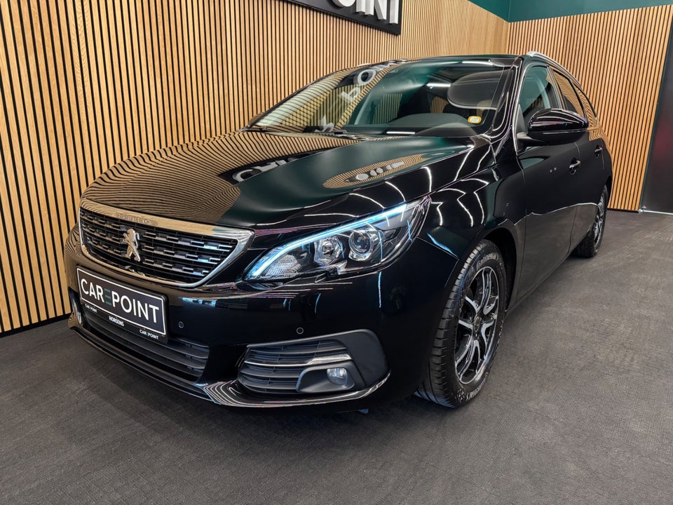 Peugeot 308 1,6 BlueHDi 120 Allure Sky SW 5d