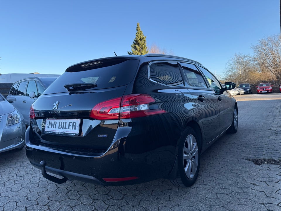 Peugeot 308 1,6 BlueHDi 120 Allure Sky SW EAT6 5d