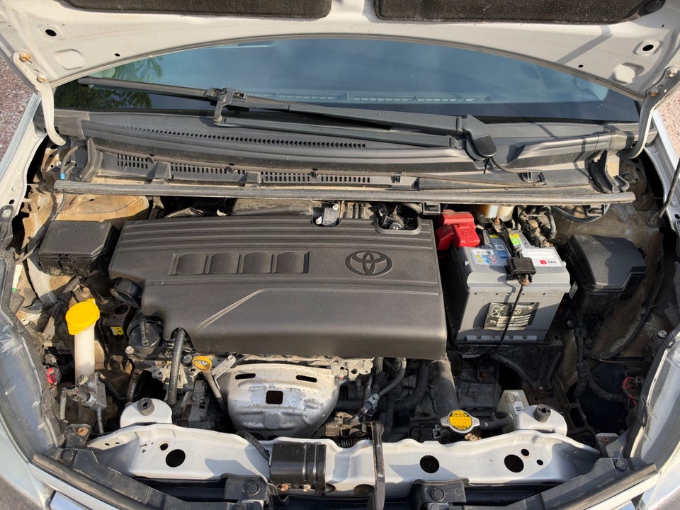 Toyota Yaris 1,3 VVT-i T2 5d