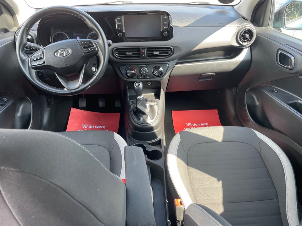 Hyundai i10 1,0 MPi Essential 5d