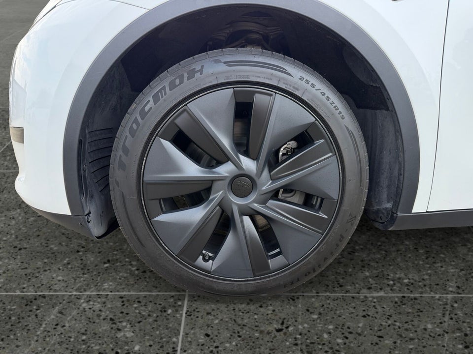 Tesla Model Y Long Range RWD 5d