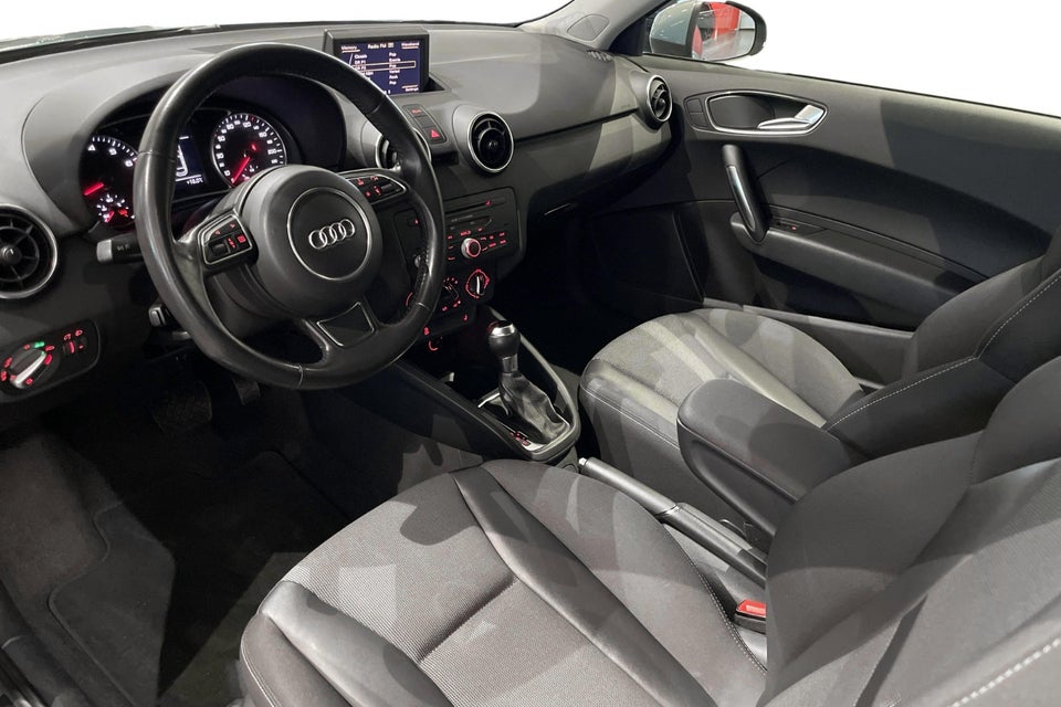 Audi A1 1,4 TFSi 122 Attraction S-tr. 3d