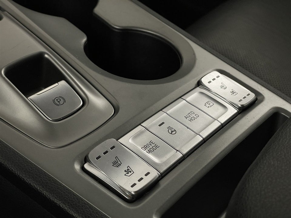 Hyundai Kona 64 EV Ultimate 5d