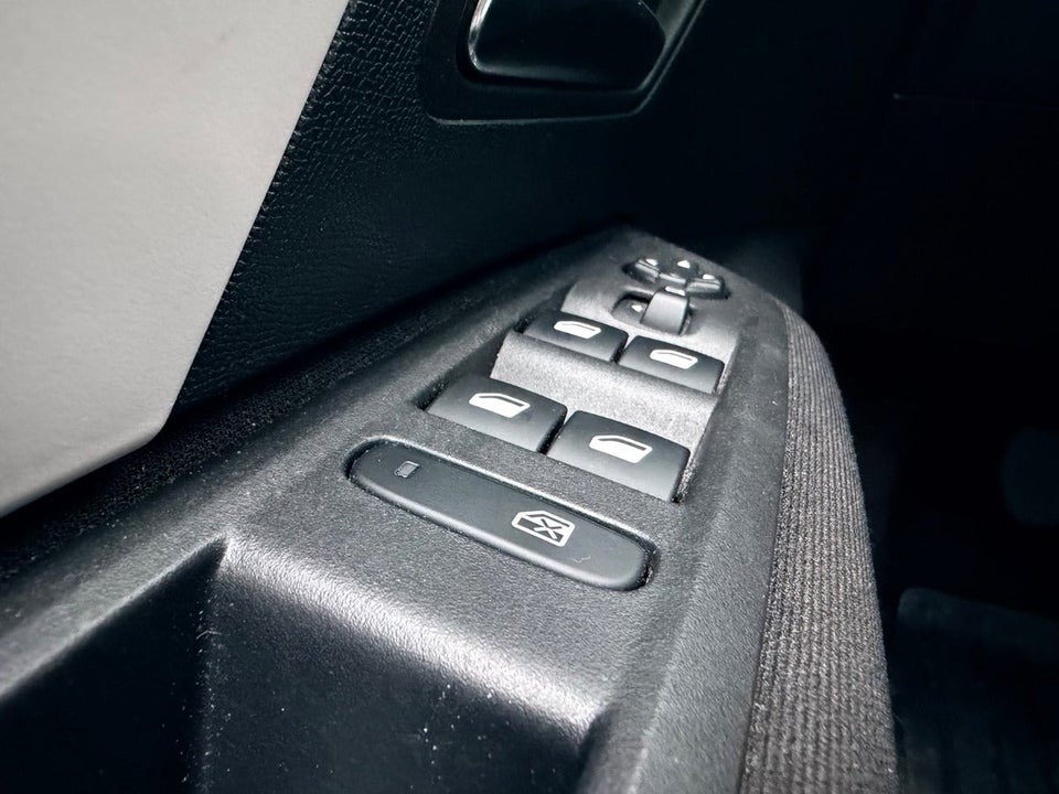 Citroën C4 1,2 PureTech 130 Feel 5d