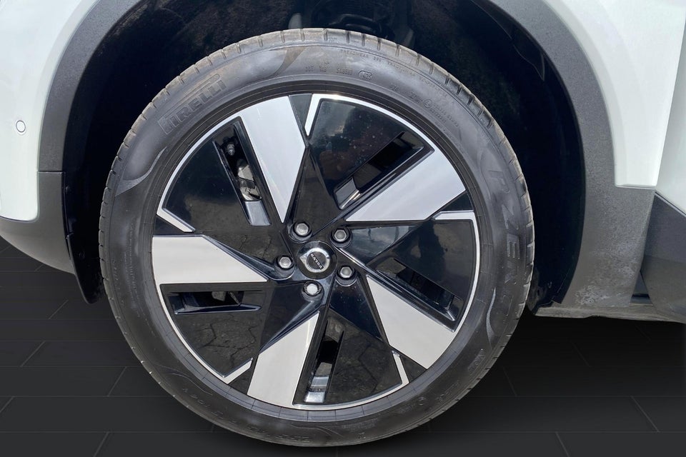 Volvo EX40 Extended Range Core 5d