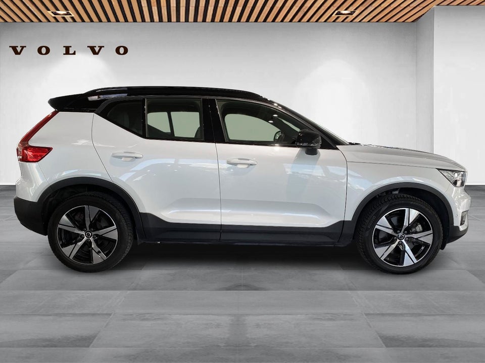 Volvo XC40 P6 ReCharge Pro 5d