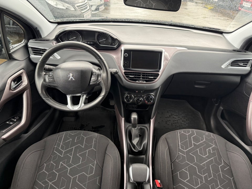 Peugeot 2008 1,2 VTi 82 Active 5d
