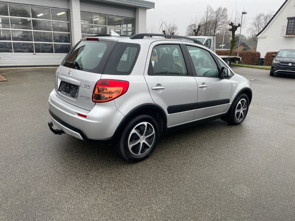 Suzuki SX4 1,6 CombiBack GLX 5d