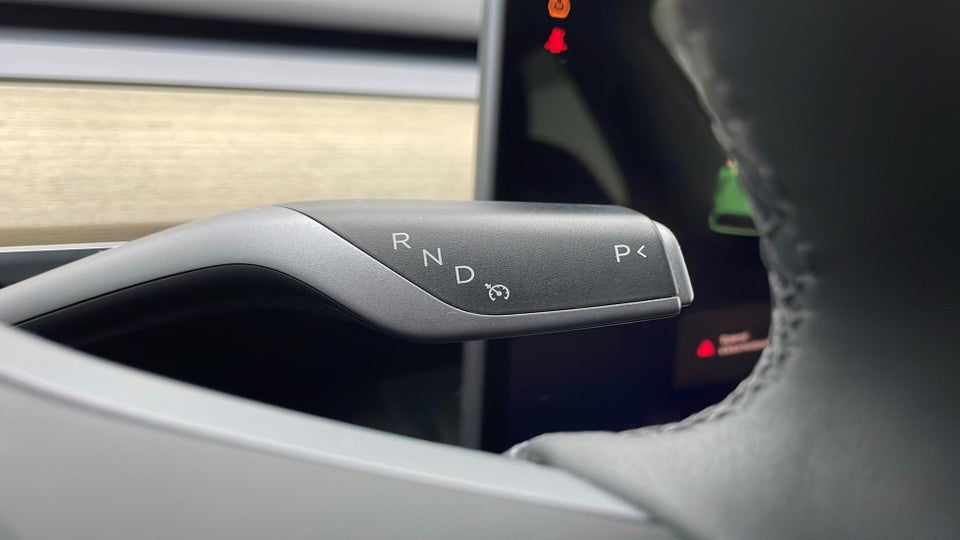 Tesla Model Y RWD 5d