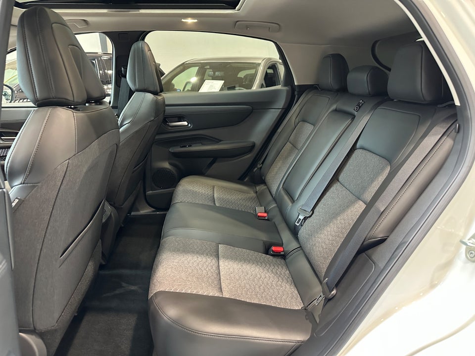 Nissan Ariya 87 Advance 5d