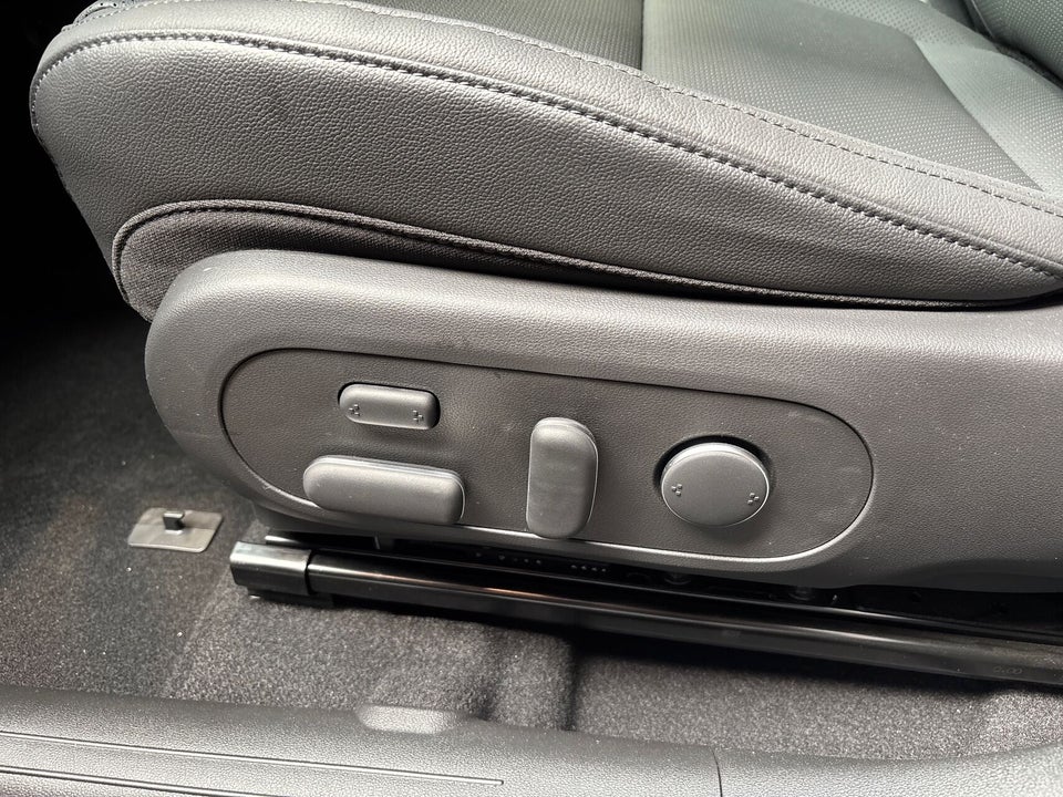 Hyundai Kona 65 EV Ultimate 5d