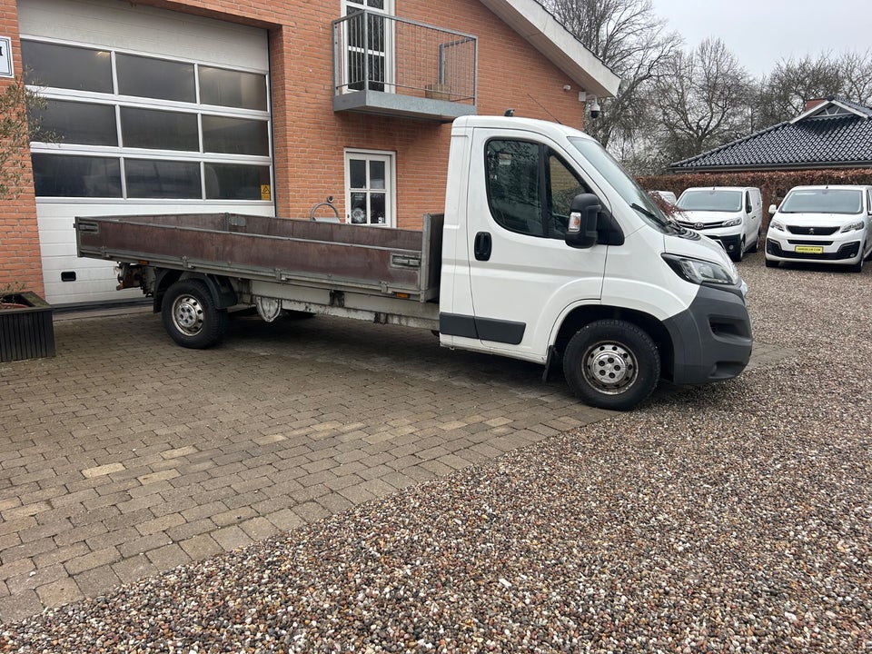 Peugeot Boxer 335 2,2 HDi 130 Ladvogn L3 2d