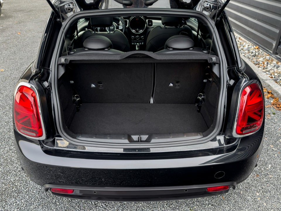 MINI Cooper SE Younique Trim 3d