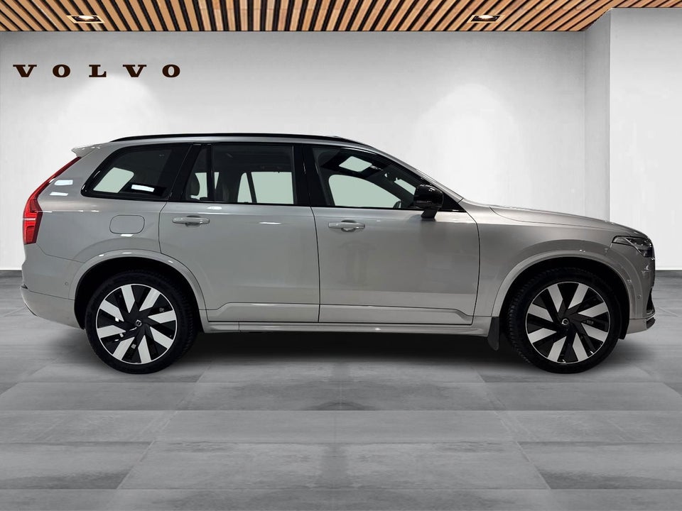 Volvo XC90 2,0 T8 ReCharge Ultimate Dark aut. AWD 7prs 5d