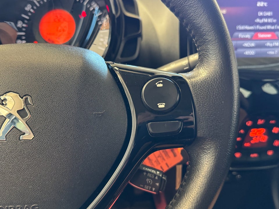 Peugeot 108 1,0 e-VTi 72 Allure+ 5d
