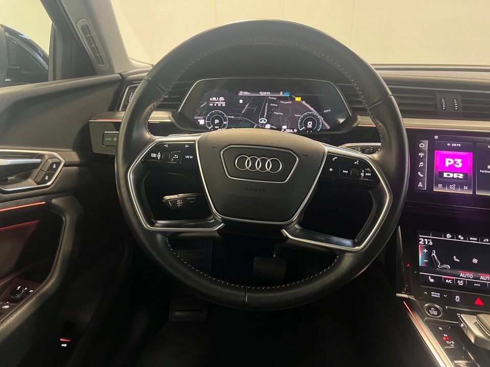 Audi e-tron 55 quattro 5d