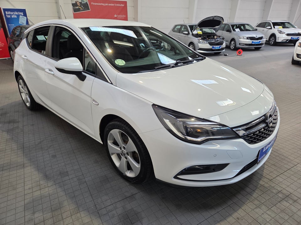 Opel Astra 1,0 T 105 Enjoy 5d