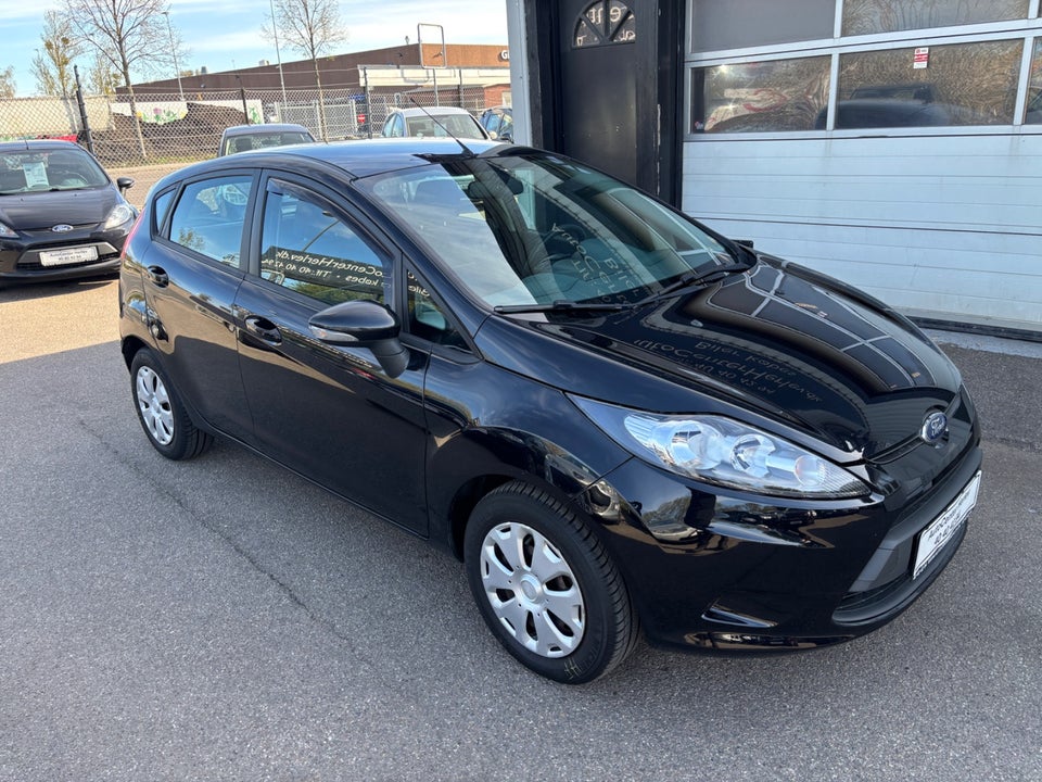 Ford Fiesta 1,25 60 Ambiente 5d