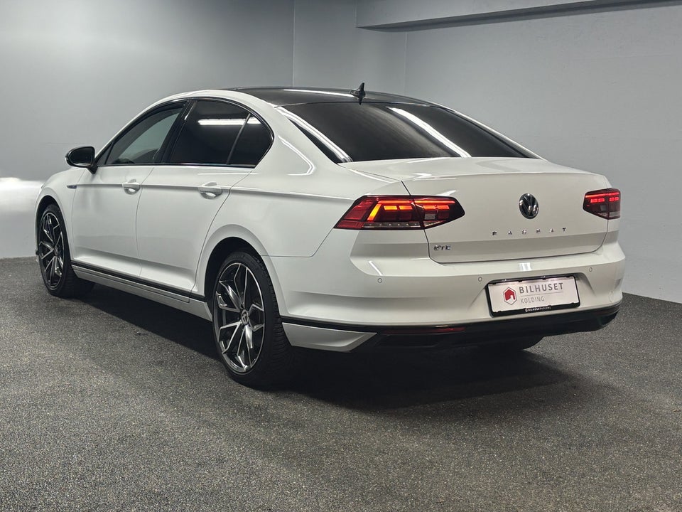 VW Passat 1,4 GTE DSG 4d